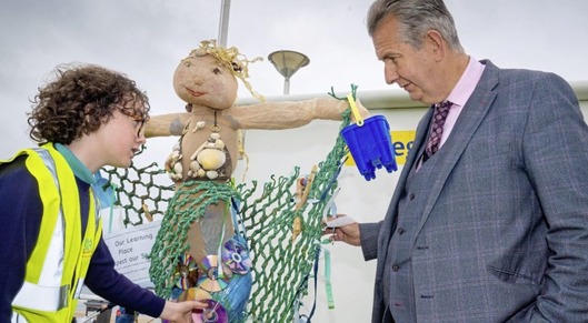 Edwin Poots launches initiatives aimed at eliminating plastic pollution and tackling marine litter card