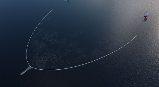 'Artificial Coastline' designed to clean up ocean plastic to depart for the Pacific card