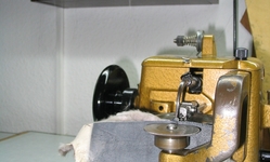 Browse partner fur sewing machine